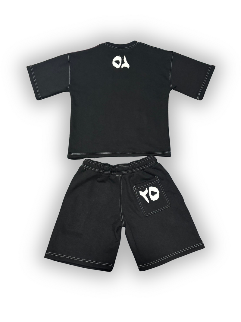 BLACK ESSENTIAL SET